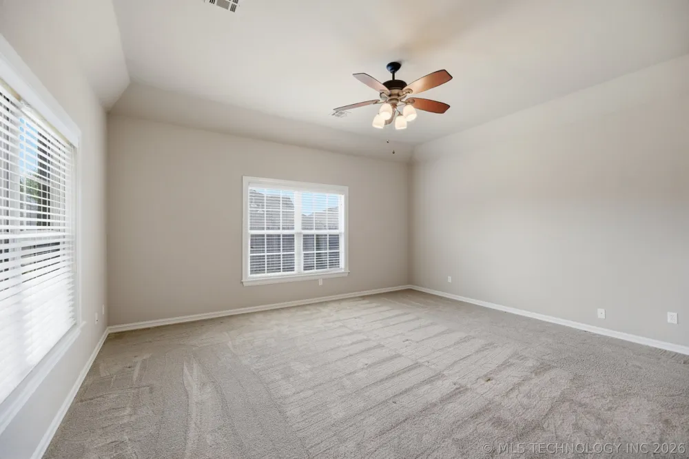 11016 E 83rd Place S Tulsa, OK 74133