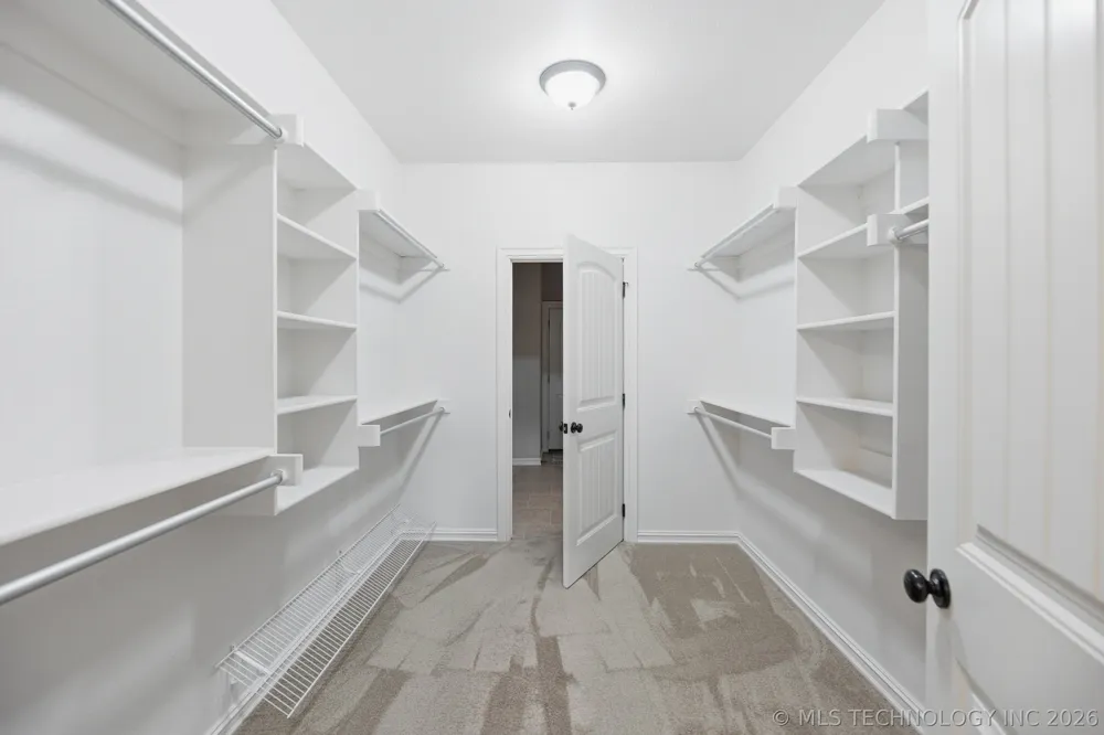 11016 E 83rd Place S Tulsa, OK 74133