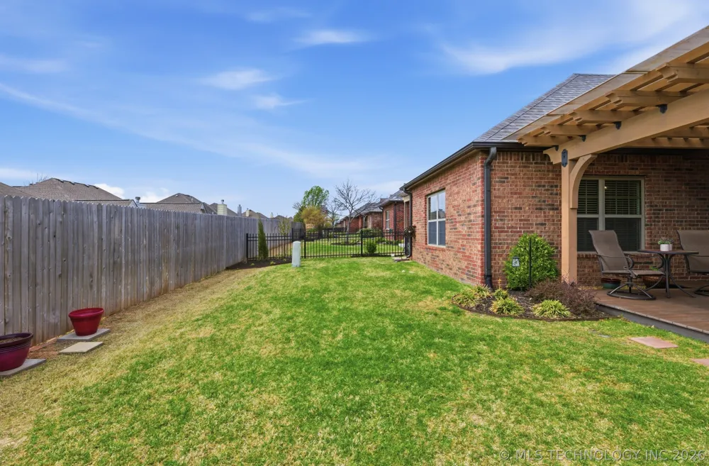 11016 E 83rd Place S Tulsa, OK 74133