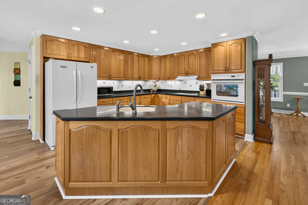 540 Davis RD Locust Grove, GA 30248