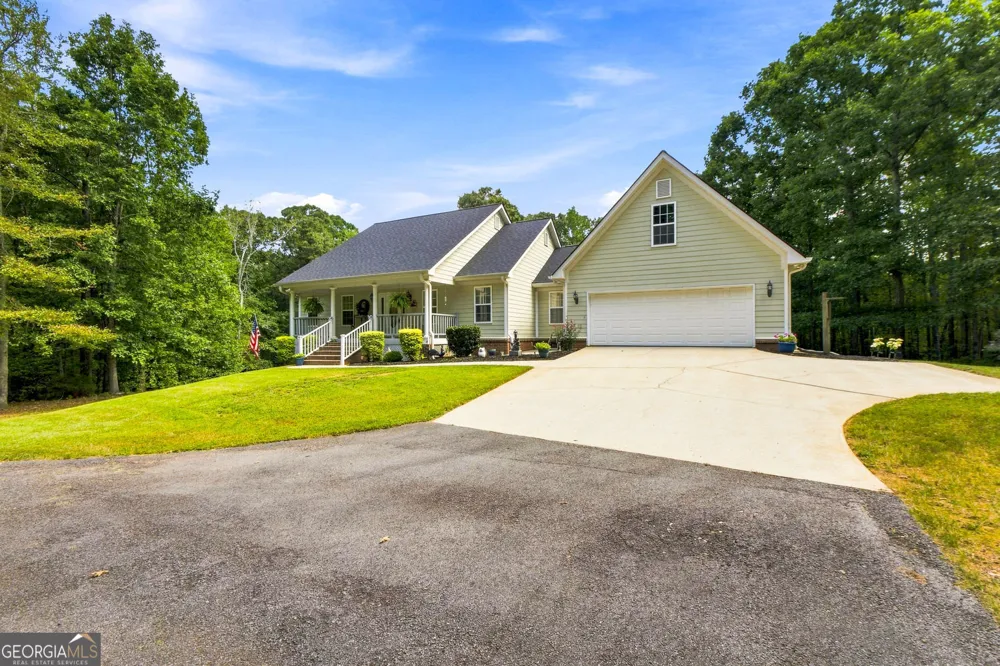540 Davis RD Locust Grove, GA 30248