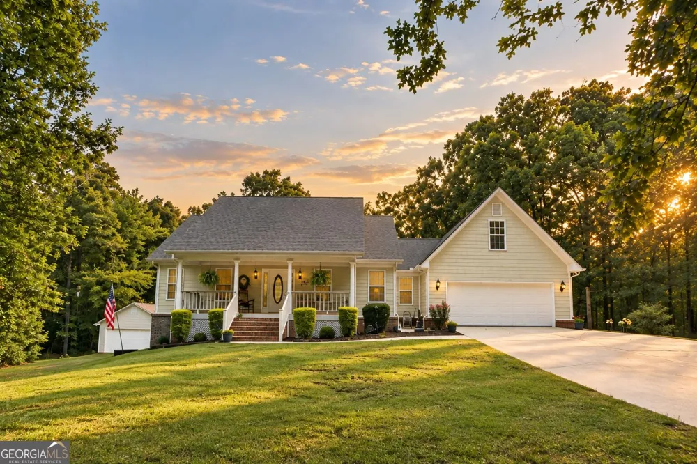 540 Davis RD Locust Grove, GA 30248