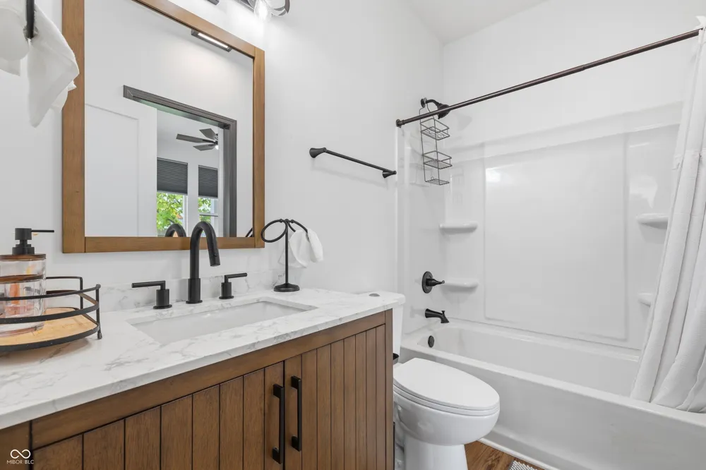 25 Hamilton Avenue Indianapolis, IN 46201