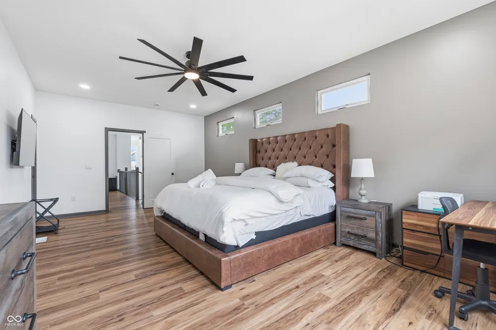 25 Hamilton Avenue Indianapolis, IN 46201