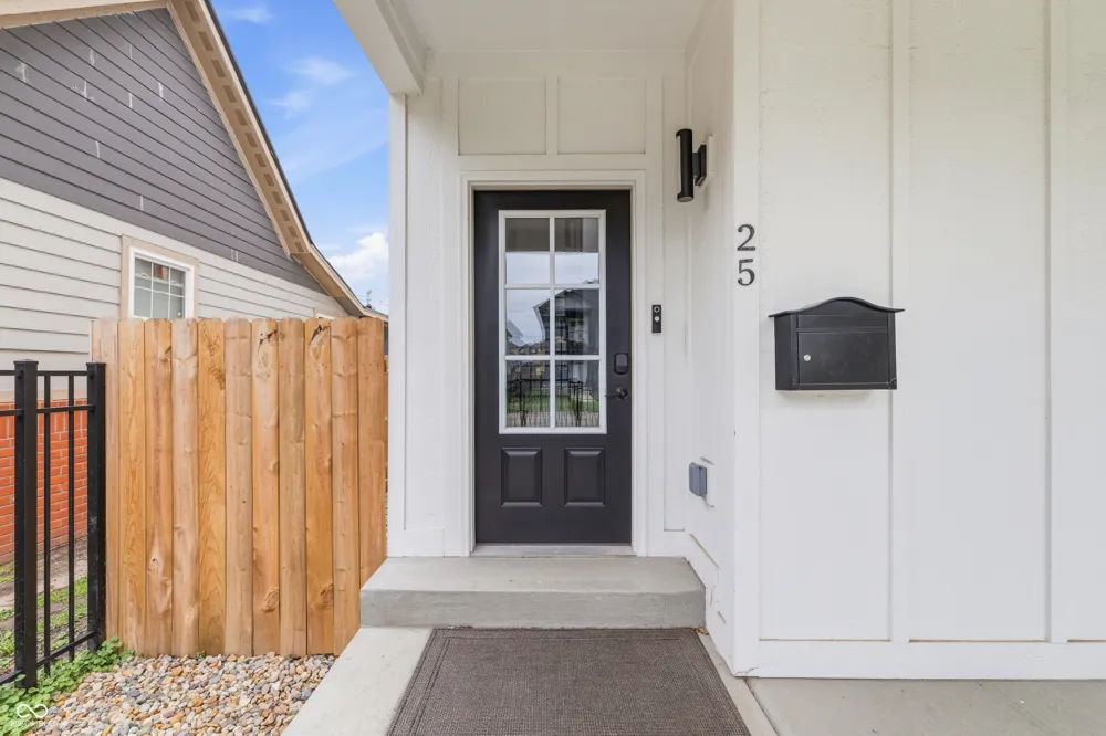25 Hamilton Avenue Indianapolis, IN 46201