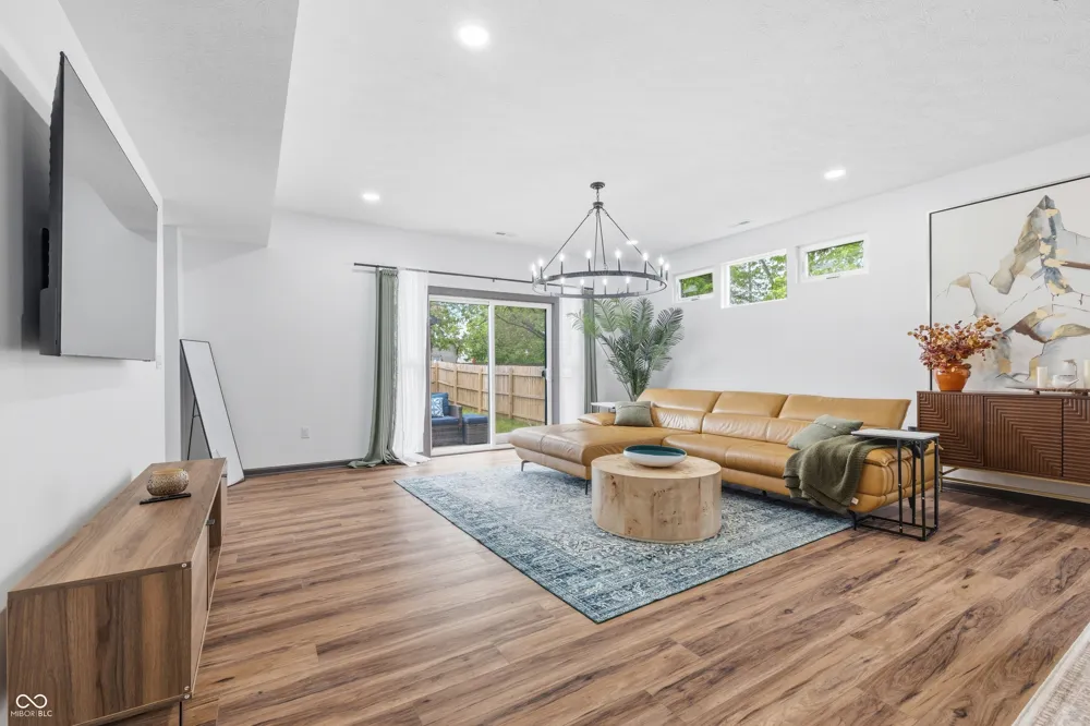 25 Hamilton Avenue Indianapolis, IN 46201