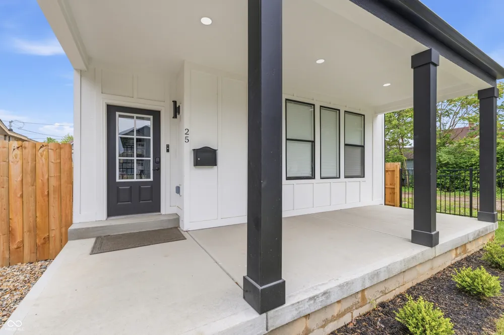 25 Hamilton Avenue Indianapolis, IN 46201
