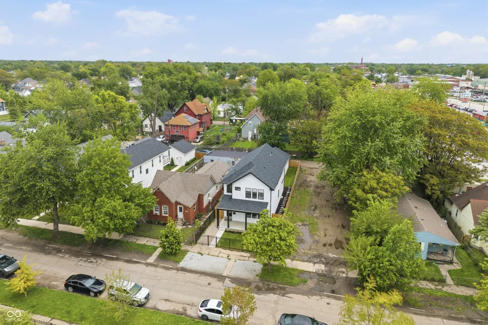 25 Hamilton Avenue Indianapolis, IN 46201