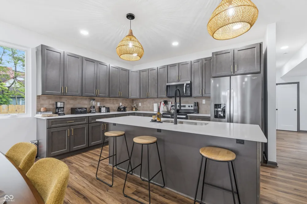 25 Hamilton Avenue Indianapolis, IN 46201