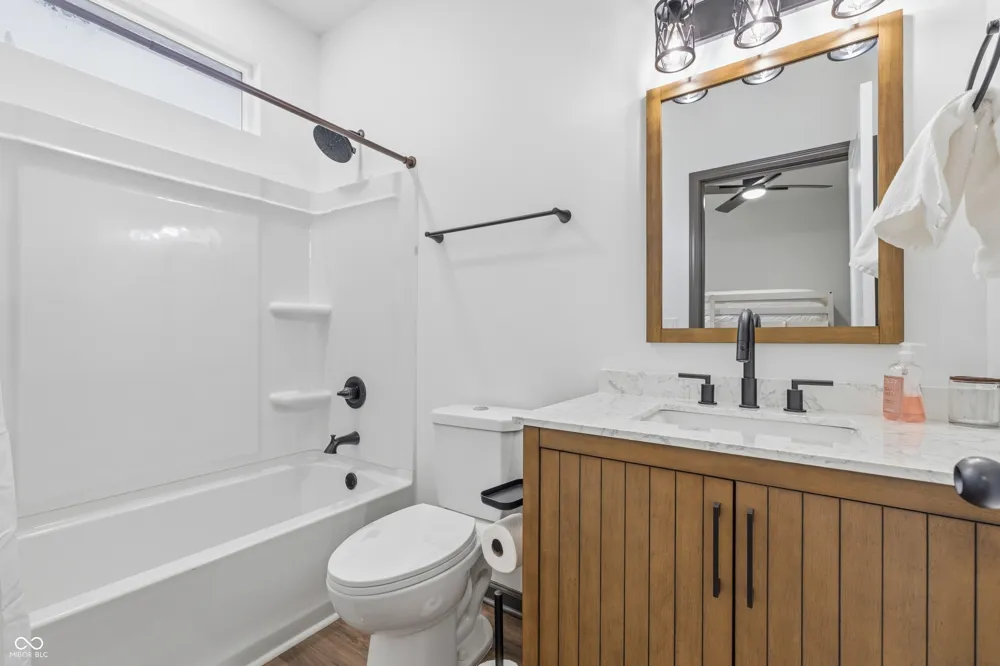 25 Hamilton Avenue Indianapolis, IN 46201