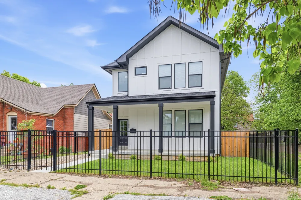 25 Hamilton Avenue Indianapolis, IN 46201