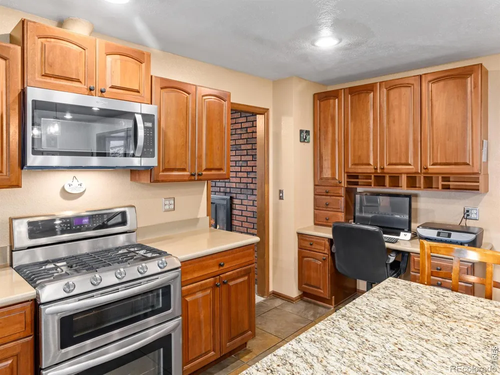 309 Glenview Court Longmont, CO 80504
