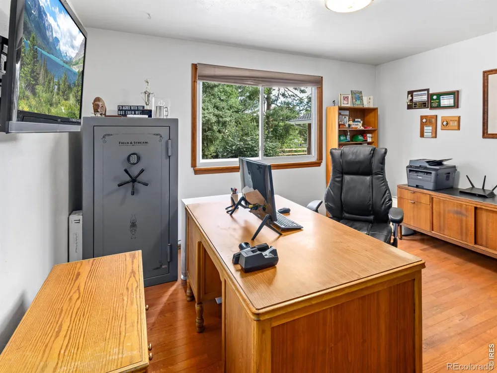 309 Glenview Court Longmont, CO 80504