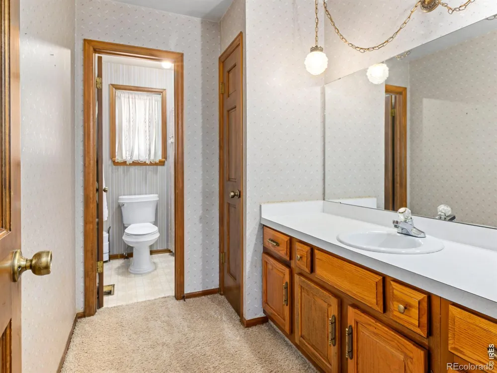 309 Glenview Court Longmont, CO 80504