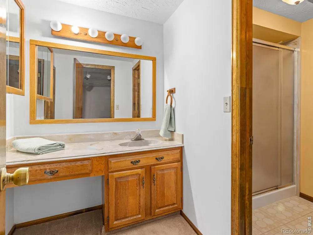 309 Glenview Court Longmont, CO 80504