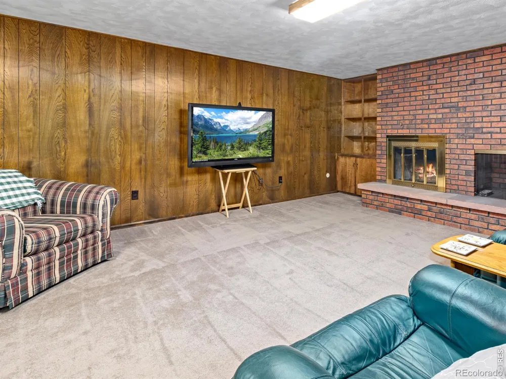 309 Glenview Court Longmont, CO 80504