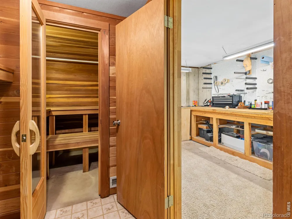 309 Glenview Court Longmont, CO 80504