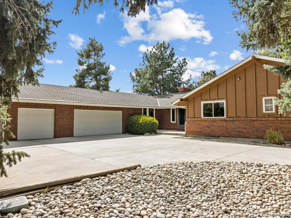 309 Glenview Court Longmont, CO 80504
