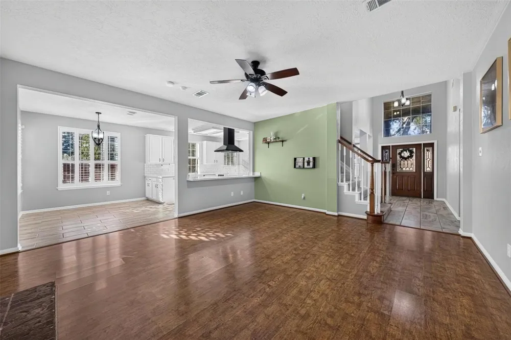 7406 Greatwood Grove Drive Sugar Land, TX 77479