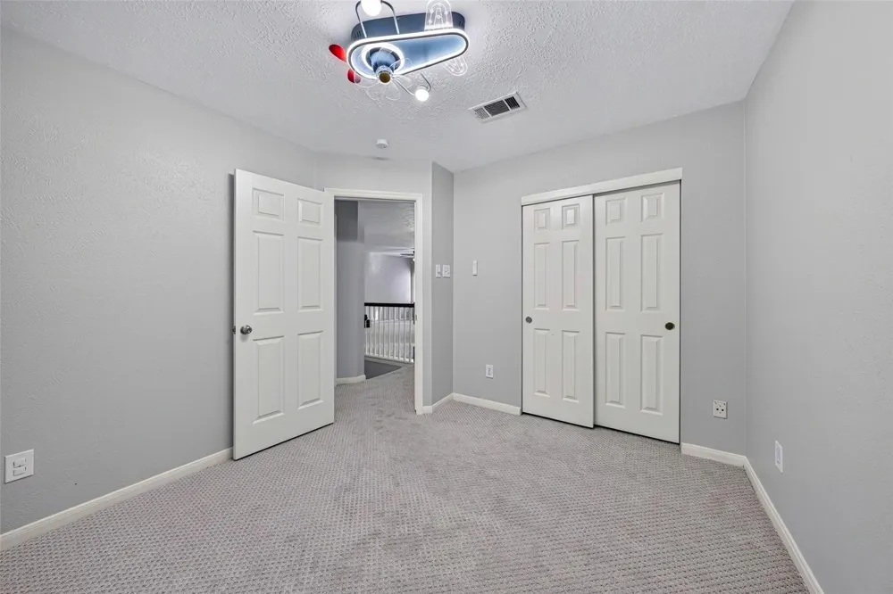 7406 Greatwood Grove Drive Sugar Land, TX 77479