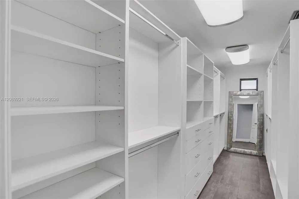 1531 SE 24th Ter Pompano Beach, FL 33062
