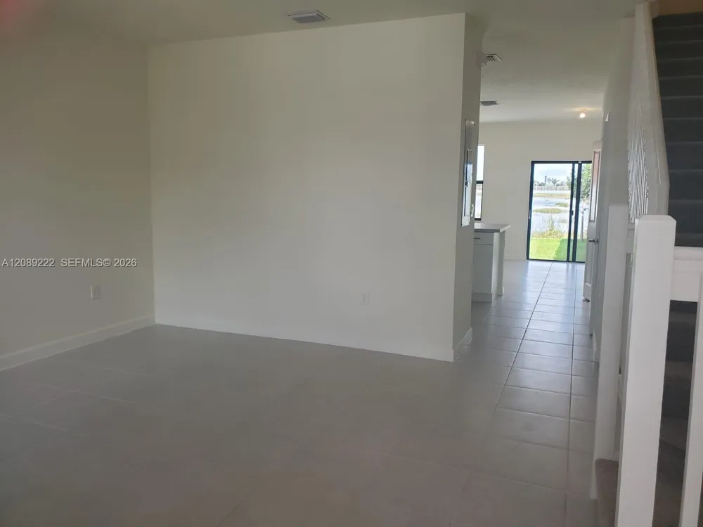11209 W 34th Way #11209 Hialeah, FL 33018