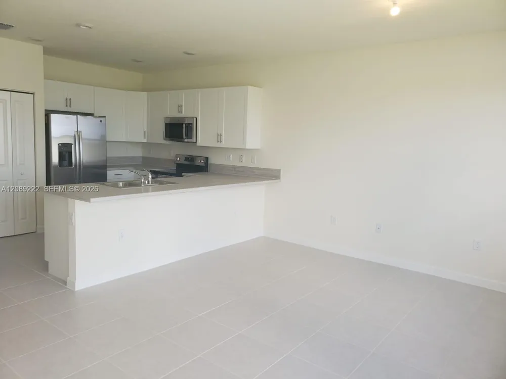 11209 W 34th Way #11209 Hialeah, FL 33018