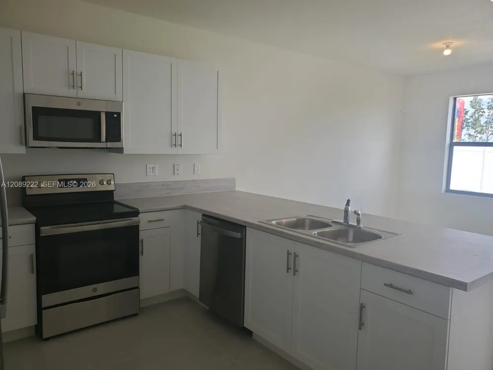 11209 W 34th Way #11209 Hialeah, FL 33018