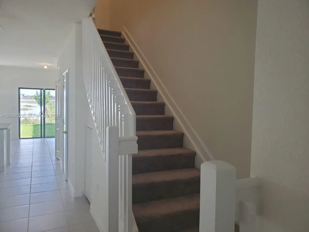 11209 W 34th Way #11209 Hialeah, FL 33018