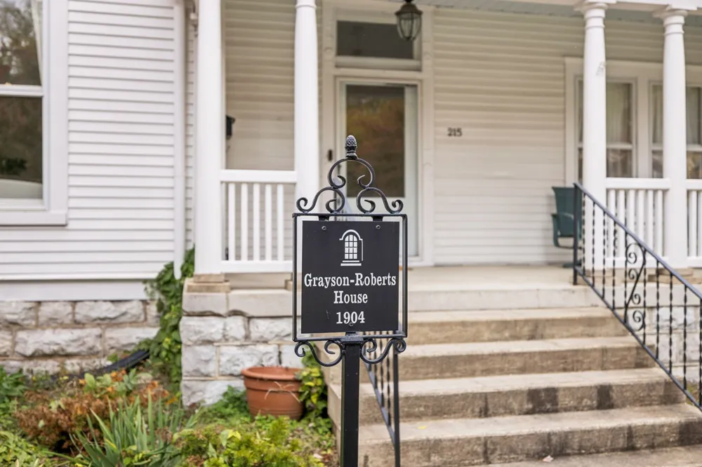 215 4th Ave S Franklin, TN 37064