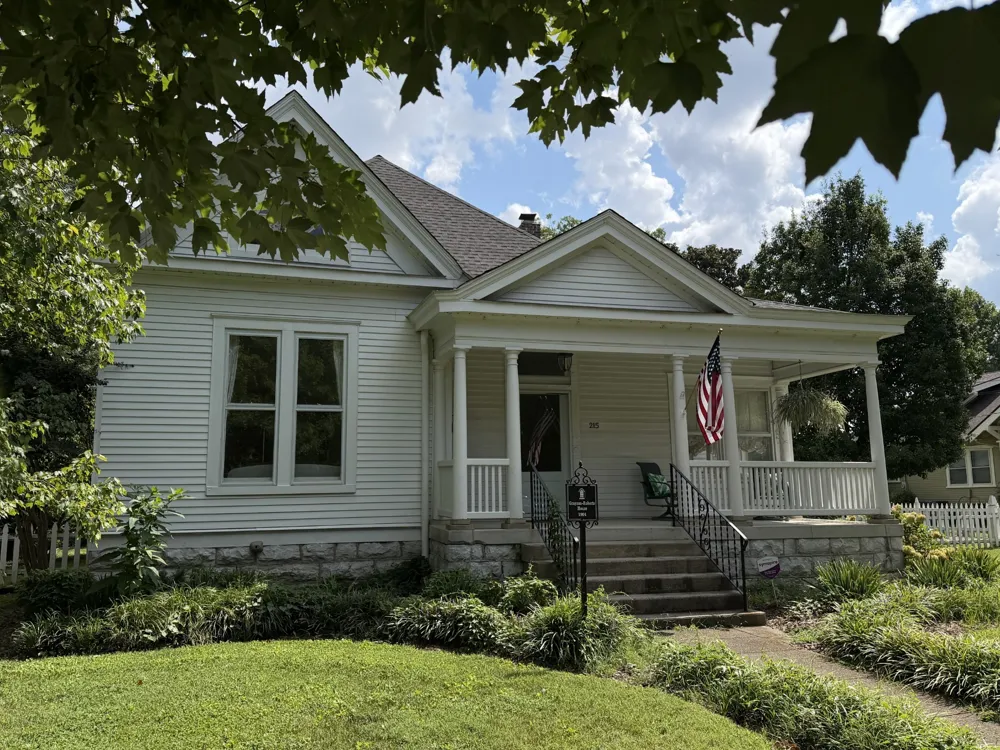 215 4th Ave S Franklin, TN 37064