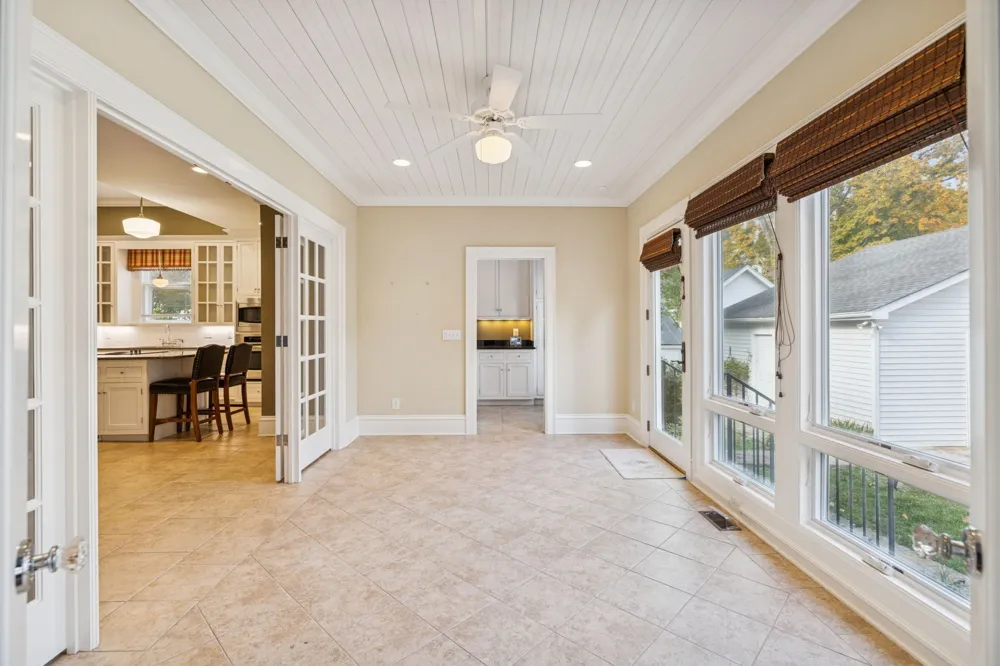 215 4th Ave S Franklin, TN 37064