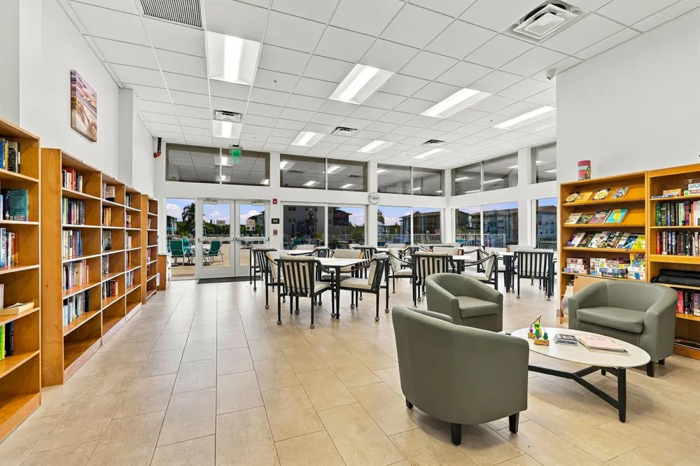 530 HORIZONS E #104 Boynton Beach, FL 33435