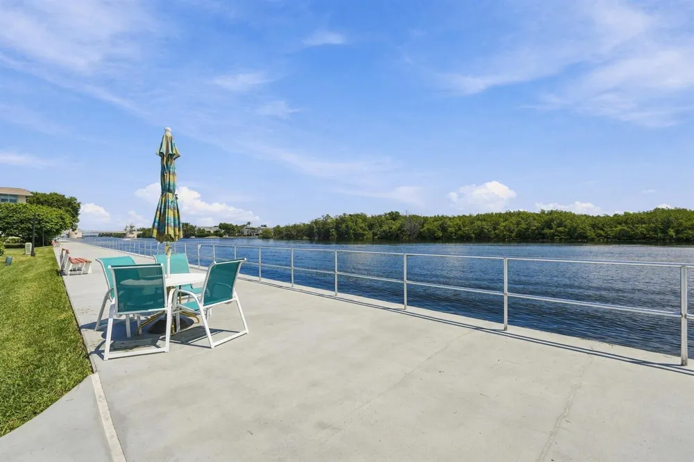 530 HORIZONS E #104 Boynton Beach, FL 33435
