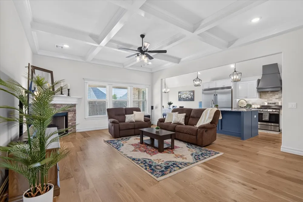 5523 Aspen Avenue Bartlesville, OK 74006