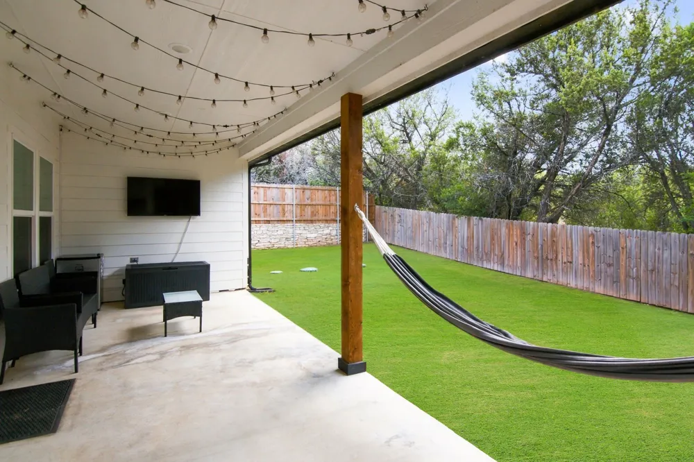 4822 Wichita Street Granbury, TX 76048
