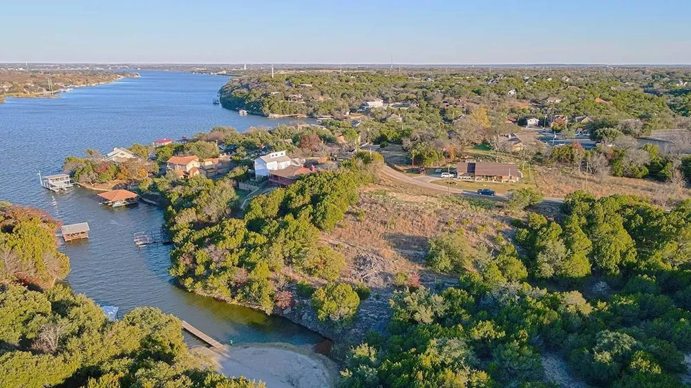 4822 Wichita Street Granbury, TX 76048