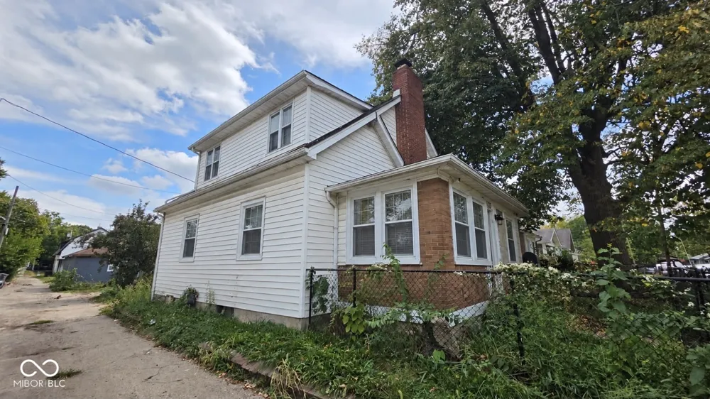 1735 Oxford Street Indianapolis, IN 46218
