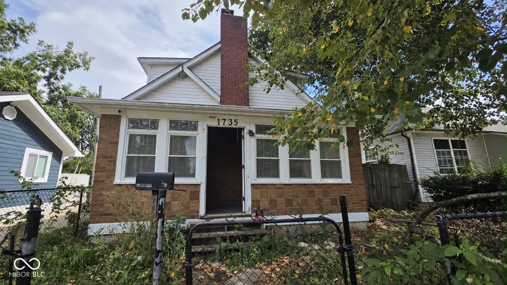 1735 Oxford Street Indianapolis, IN 46218