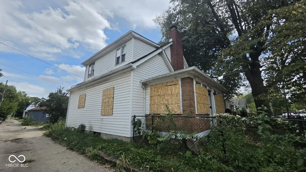 1735 Oxford Street Indianapolis, IN 46218