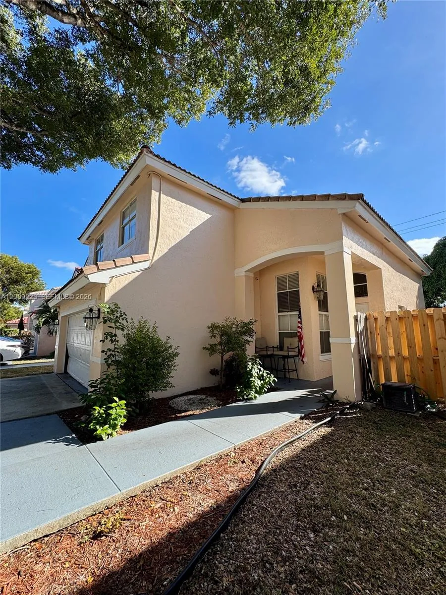 6314 Duval Dr Margate, FL 33063