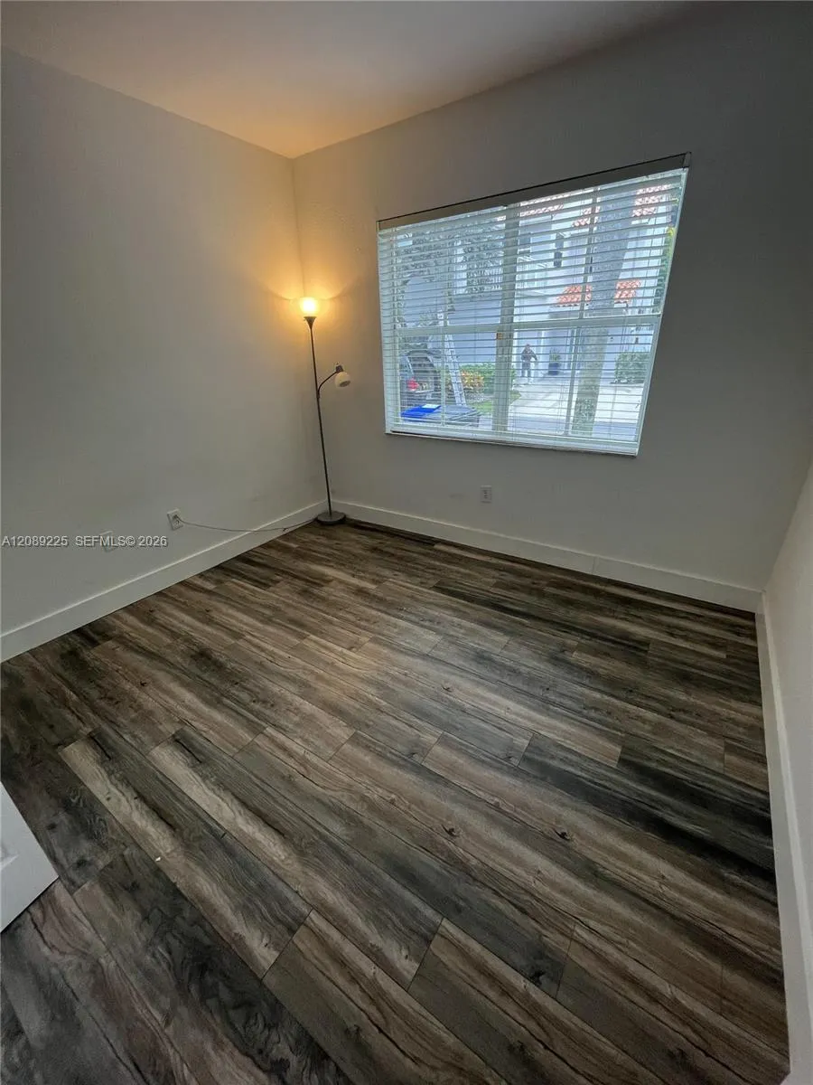 3140 36th Ave #3140 Hollywood, FL 33021