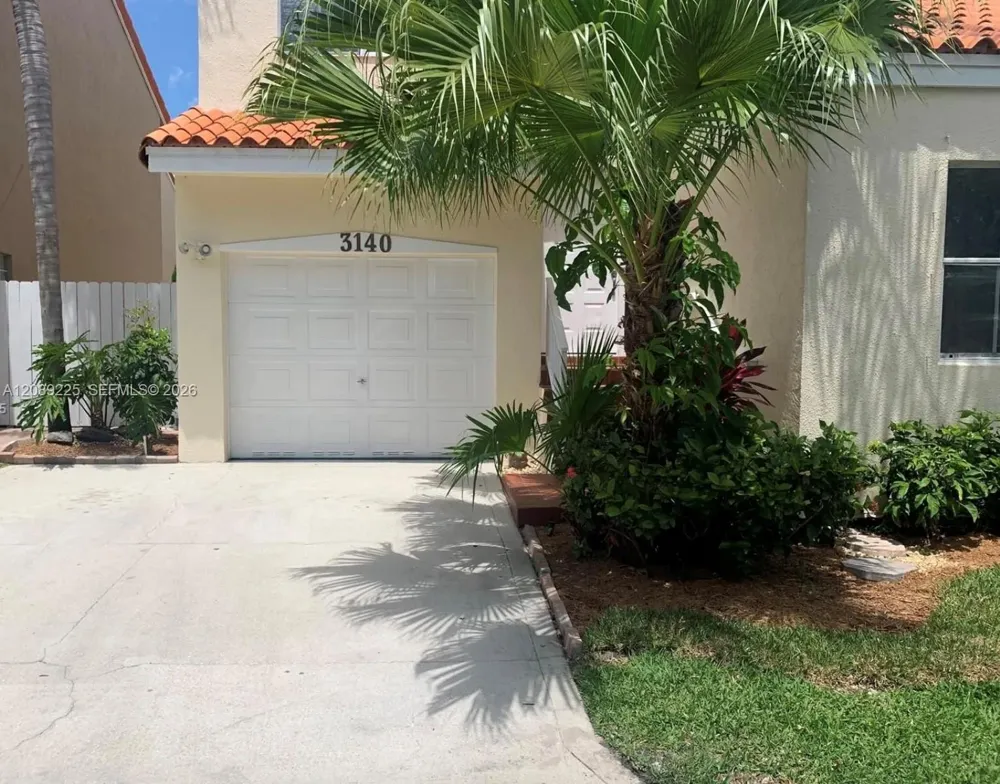3140 36th Ave #3140 Hollywood, FL 33021