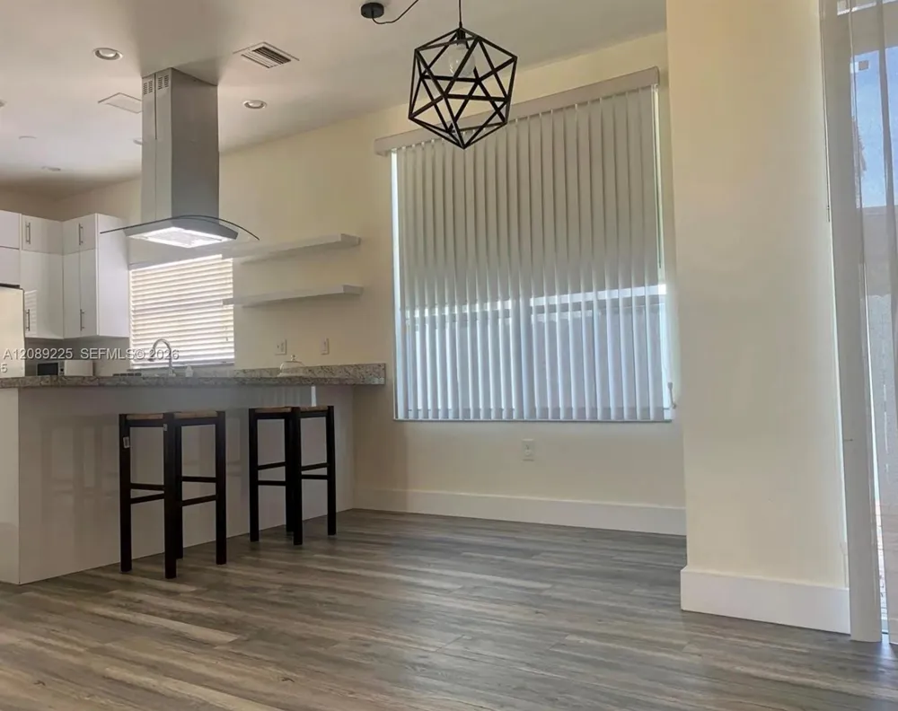 3140 36th Ave #3140 Hollywood, FL 33021