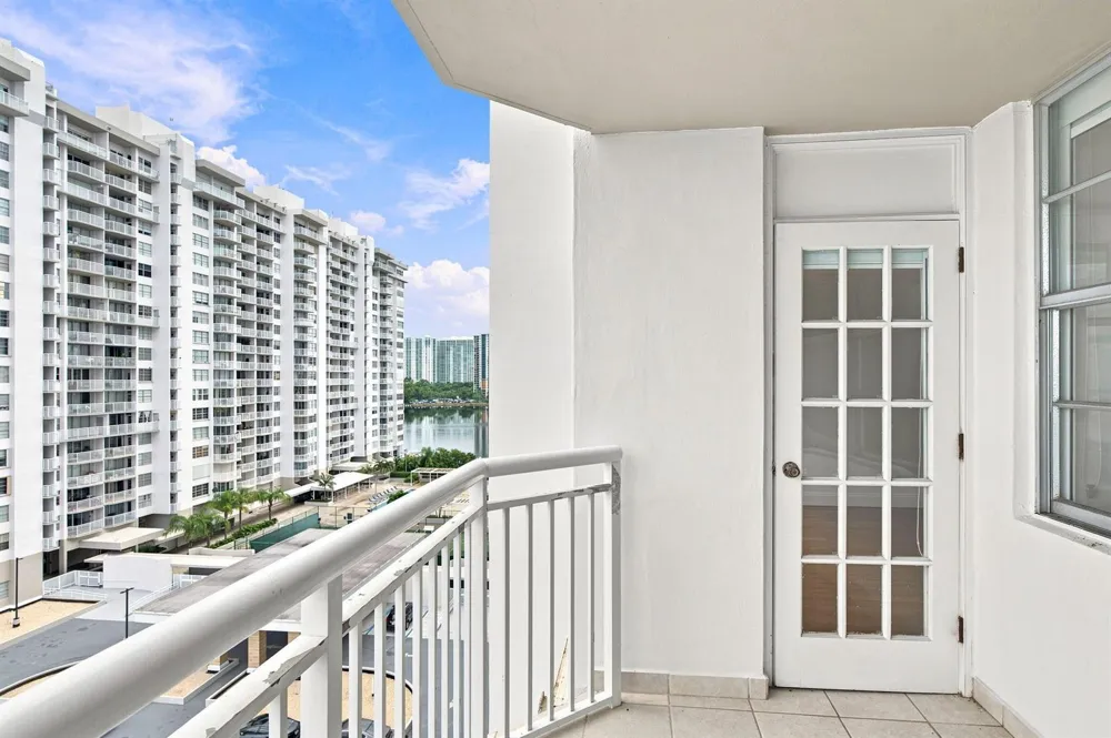 18021 Biscayne Boulevard #901 Aventura, FL 33160
