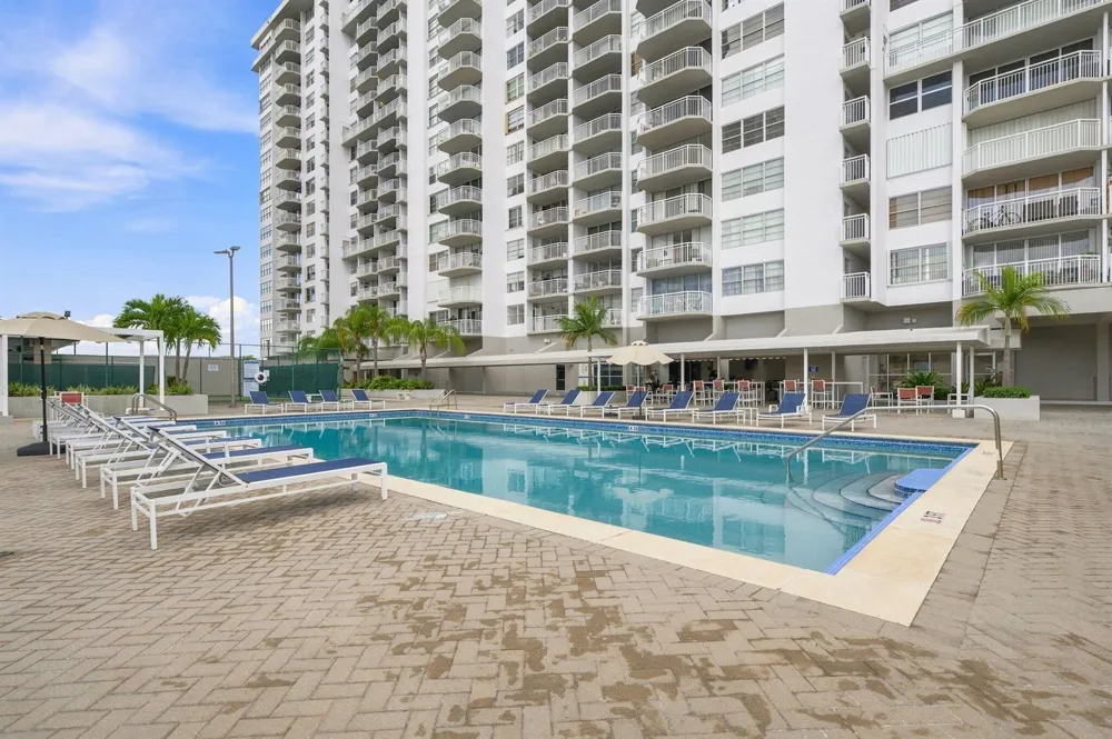 18021 Biscayne Boulevard #901 Aventura, FL 33160