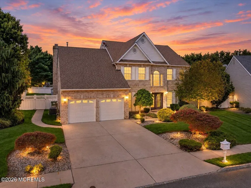 25 Paceview Drive Howell, NJ 07731