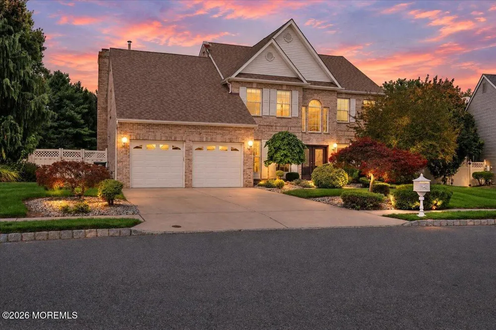 25 Paceview Drive Howell, NJ 07731