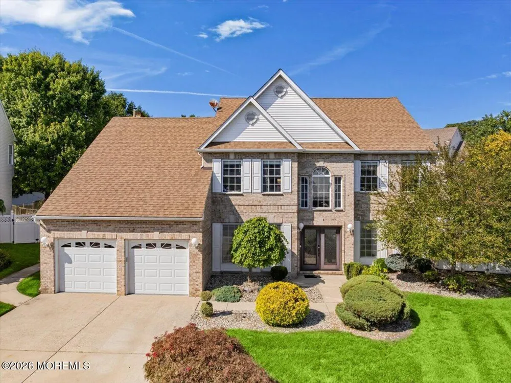 25 Paceview Drive Howell, NJ 07731