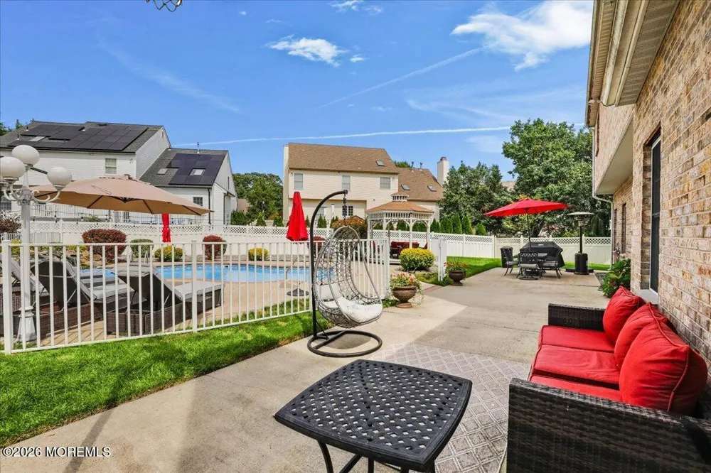 25 Paceview Drive Howell, NJ 07731